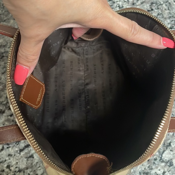 Burberry London - Picture 11 of 11